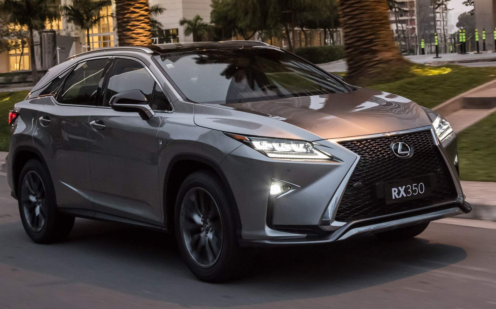 Lexus rx350 светло серый металлик